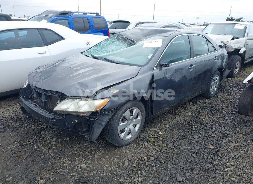 Photo 2 of 2009 Toyota Camry LE (VIN 4T1BE46K19U351611)