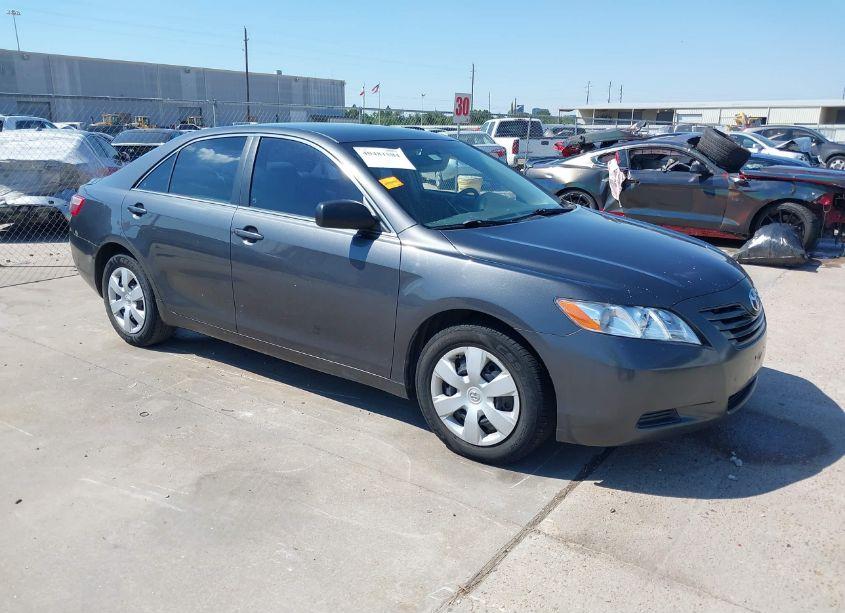 2009 Toyota Camry LE (VIN 4T1BE46K19U363158) main photo