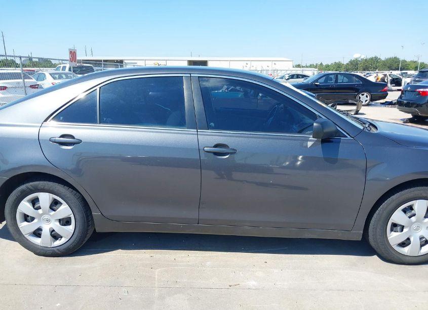 Photo 13 of 2009 Toyota Camry LE (VIN 4T1BE46K19U363158)