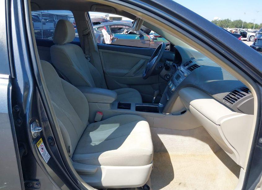 Photo 5 of 2009 Toyota Camry LE (VIN 4T1BE46K19U363158)