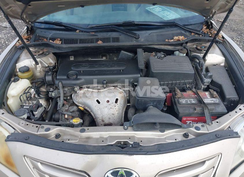 Photo 10 of 2009 Toyota Camry LE (VIN 4T1BE46K19U374550)