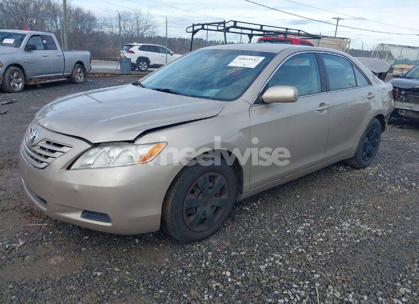 Photo 2 of 2009 Toyota Camry LE (VIN 4T1BE46K19U374550)