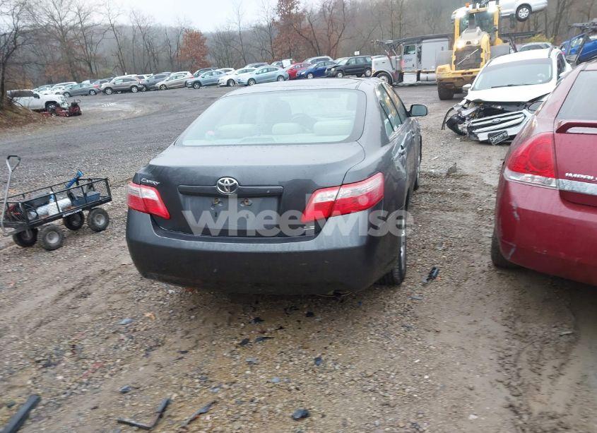 Photo 16 of 2009 Toyota Camry LE (VIN 4T1BE46K19U814010)