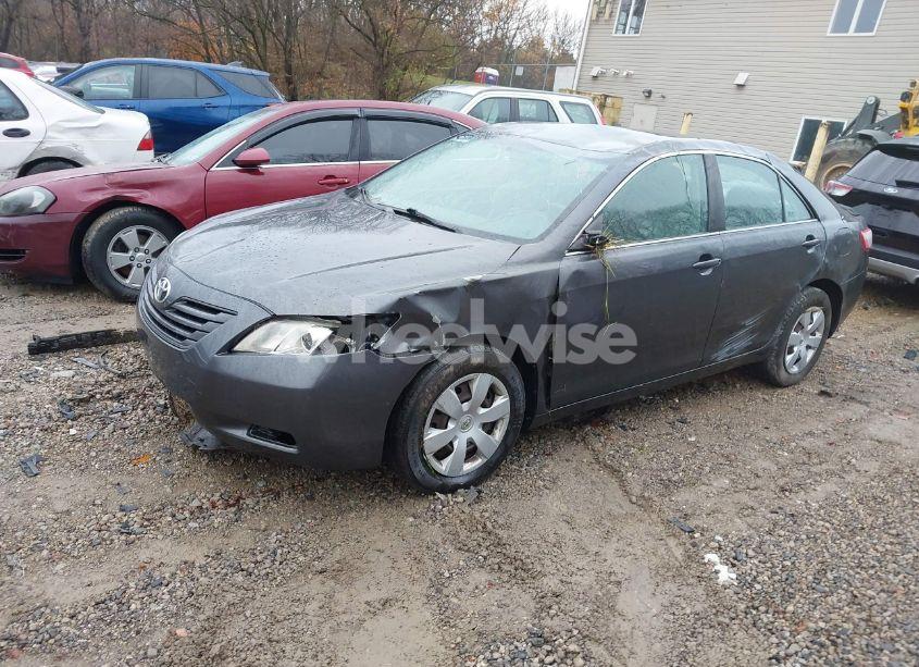 Photo 2 of 2009 Toyota Camry LE (VIN 4T1BE46K19U814010)