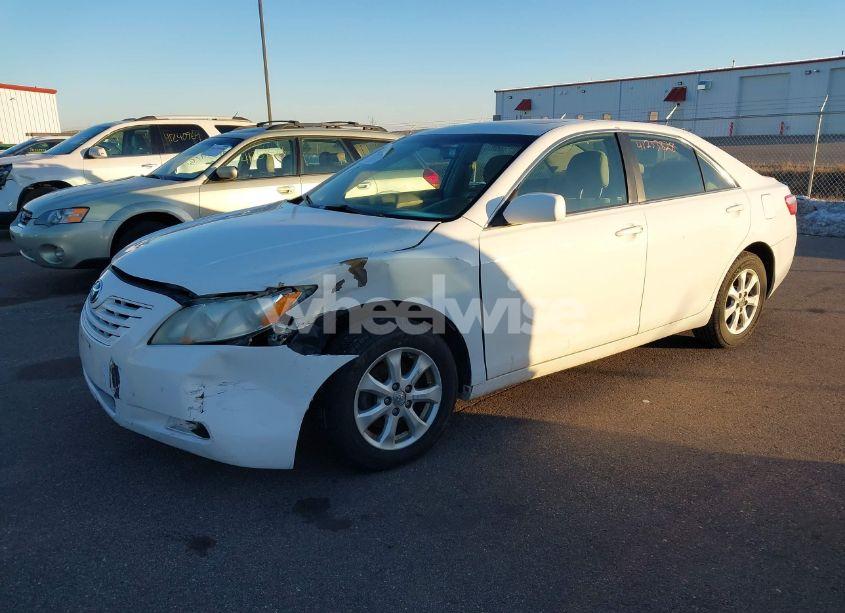 Photo 2 of 2009 Toyota Camry LE (VIN 4T1BE46K19U829462)