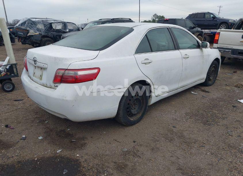 Photo 4 of 2009 Toyota Camry LE (VIN 4T1BE46K19U842096)