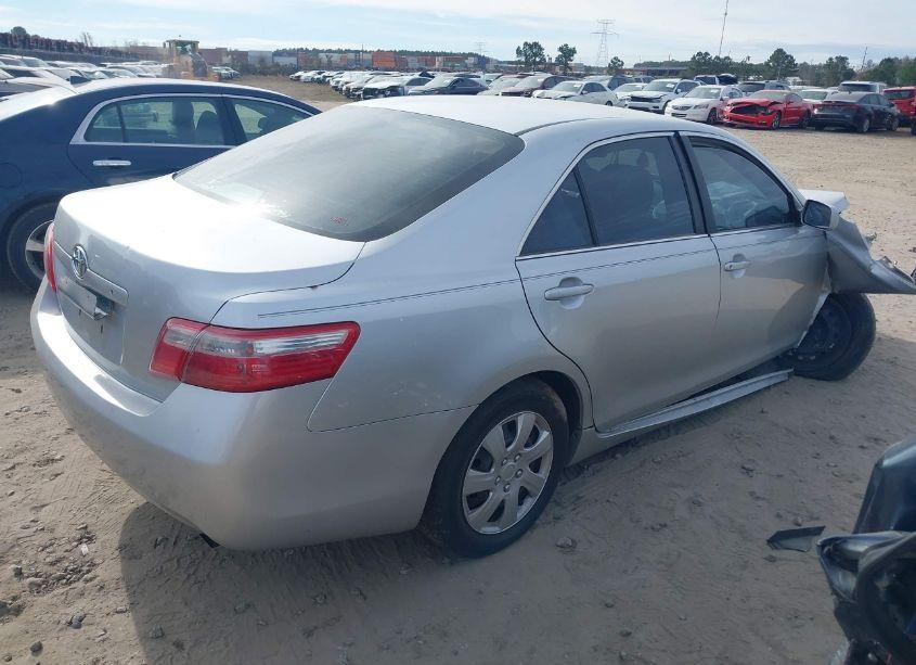 Photo 4 of 2009 Toyota Camry (VIN 4T1BE46K19U842583)