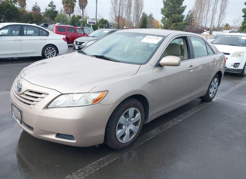 Photo 2 of 2009 Toyota Camry LE (VIN 4T1BE46K19U851042)