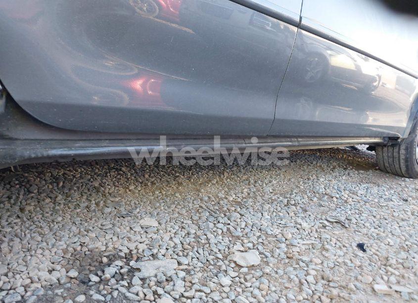 Photo 16 of 2009 Toyota Camry LE (VIN 4T1BE46K19U856600)