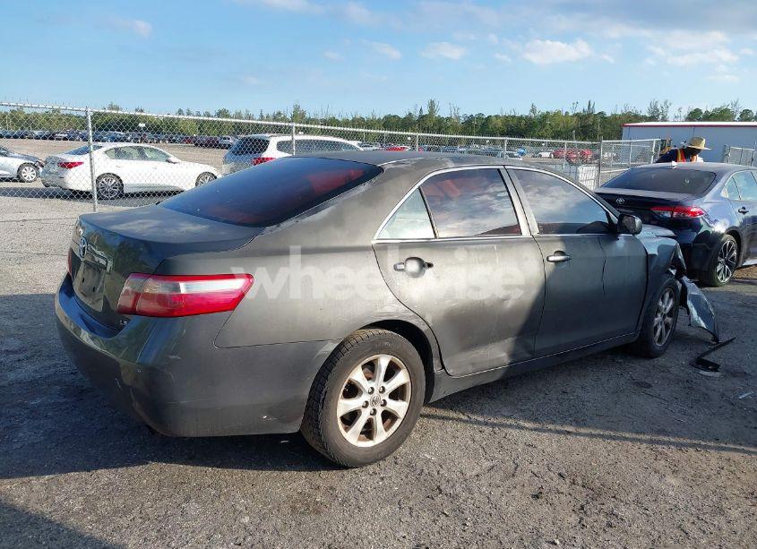 Photo 4 of 2009 Toyota Camry LE (VIN 4T1BE46K19U865717)