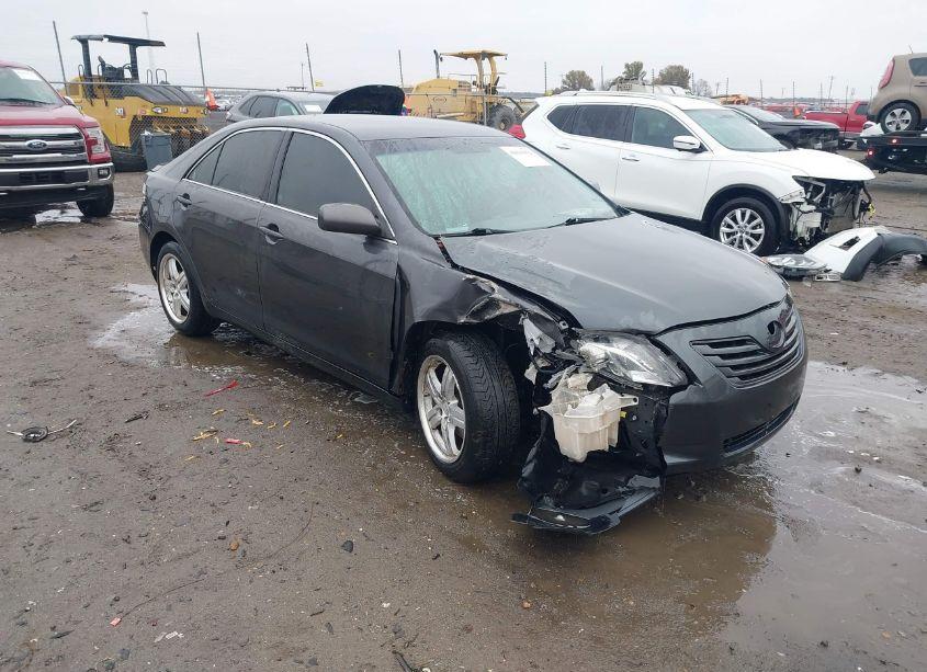 2009 Toyota Camry LE (VIN 4T1BE46K19U885420) main photo
