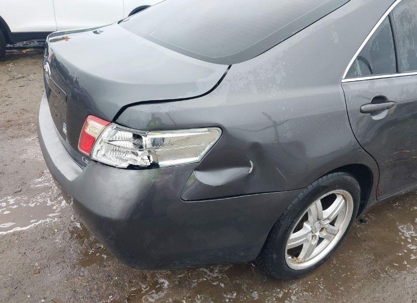 Photo 17 of 2009 Toyota Camry LE (VIN 4T1BE46K19U885420)