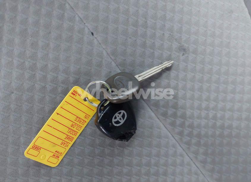 Photo 11 of 2009 Toyota Camry LE (VIN 4T1BE46K19U899334)