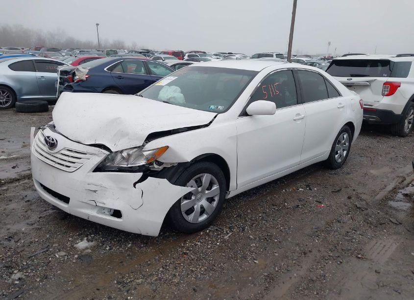 Photo 2 of 2009 Toyota Camry LE (VIN 4T1BE46K19U908811)