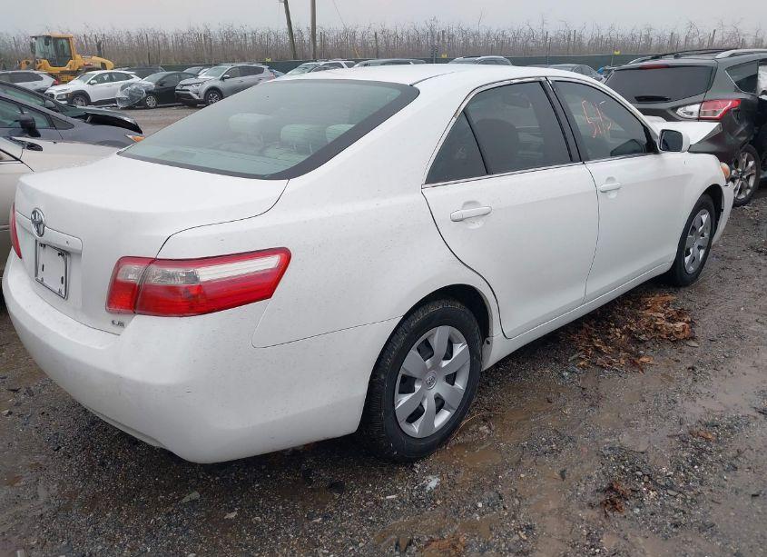 Photo 4 of 2009 Toyota Camry LE (VIN 4T1BE46K19U908811)