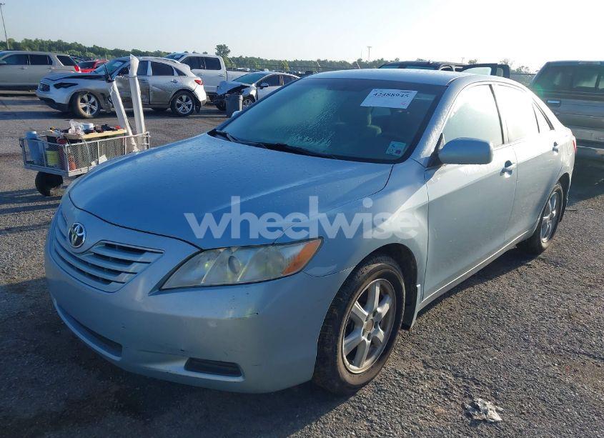 Photo 2 of 2009 Toyota Camry LE (VIN 4T1BE46K19U914818)