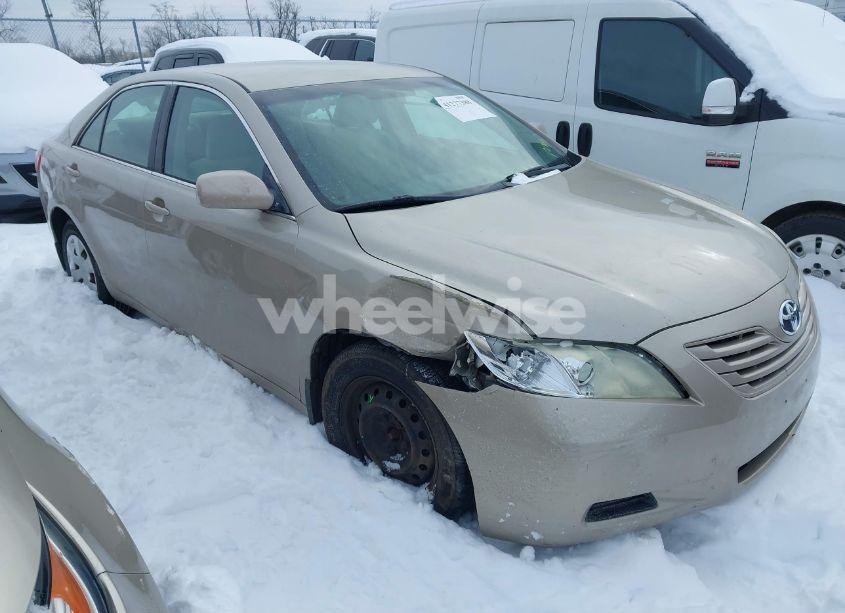 2007 Toyota Camry LE (VIN 4T1BE46K27U022249) main photo