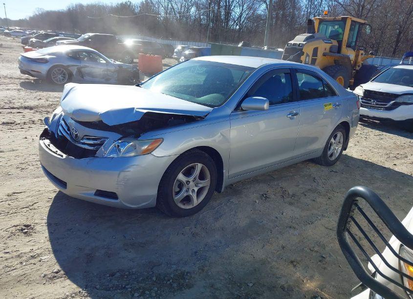 Photo 2 of 2007 Toyota Camry LE (VIN 4T1BE46K27U030884)