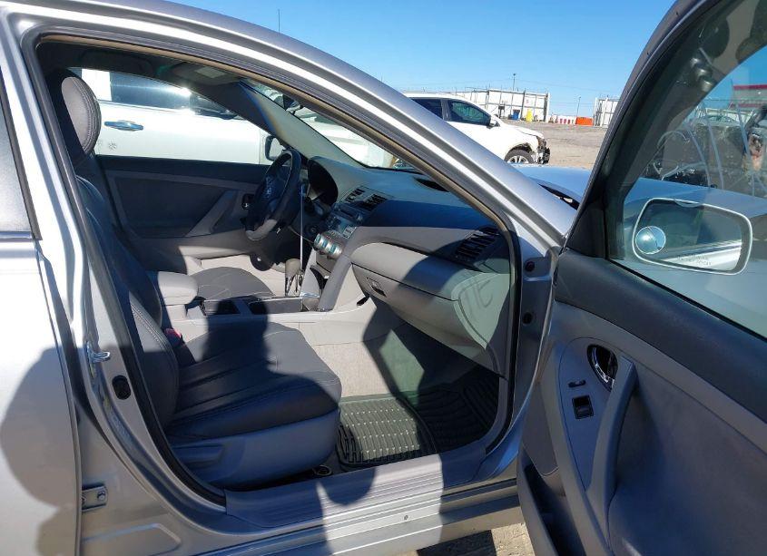 Photo 5 of 2007 Toyota Camry LE (VIN 4T1BE46K27U030884)