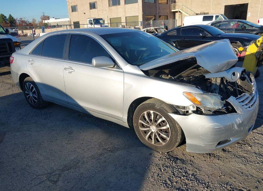 2007 Toyota Camry CE (VIN 4T1BE46K27U042887) main photo