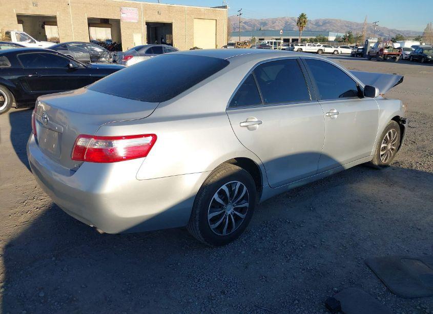 Photo 4 of 2007 Toyota Camry CE (VIN 4T1BE46K27U042887)