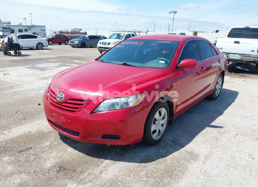 Photo 2 of 2007 Toyota Camry LE (VIN 4T1BE46K27U086484)