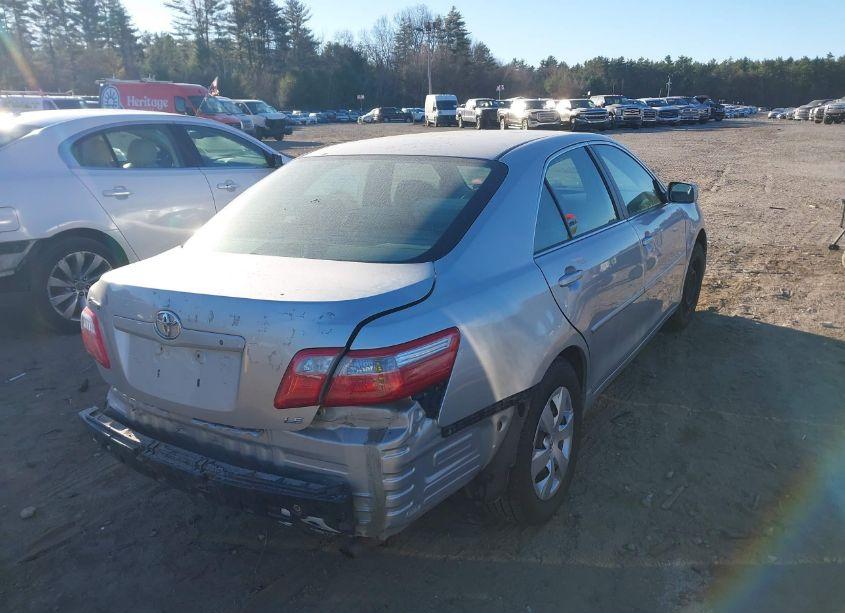Photo 4 of 2007 Toyota Camry LE (VIN 4T1BE46K27U128037)
