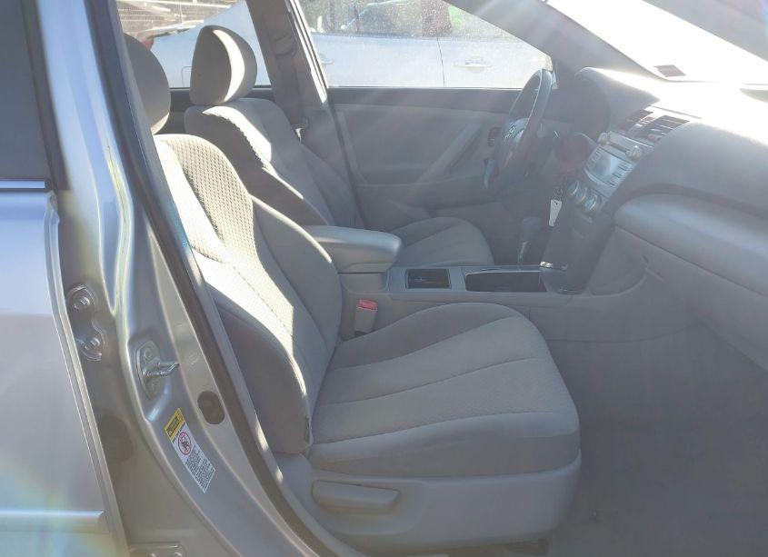 Photo 5 of 2007 Toyota Camry LE (VIN 4T1BE46K27U128037)