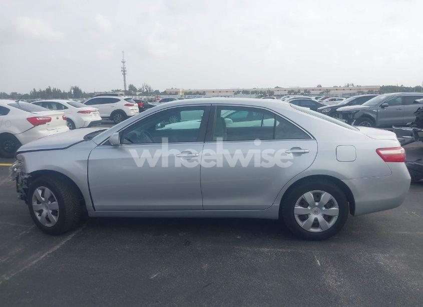 Photo 15 of 2007 Toyota Camry LE (VIN 4T1BE46K27U145016)