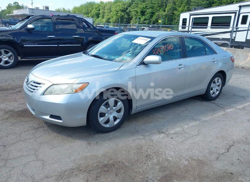 Photo 2 of 2007 Toyota Camry LE (VIN 4T1BE46K27U156078)