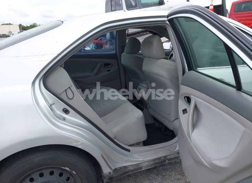 Photo 8 of 2007 Toyota Camry LE (VIN 4T1BE46K27U500315)