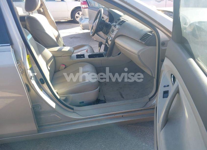 Photo 5 of 2007 Toyota Camry LE (VIN 4T1BE46K27U500427)