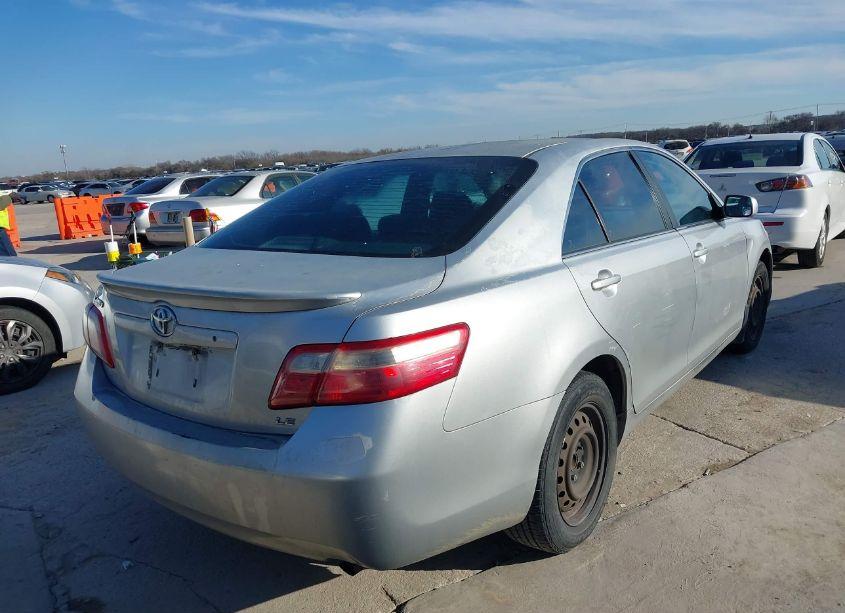 Photo 4 of 2007 Toyota Camry LE (VIN 4T1BE46K27U500721)