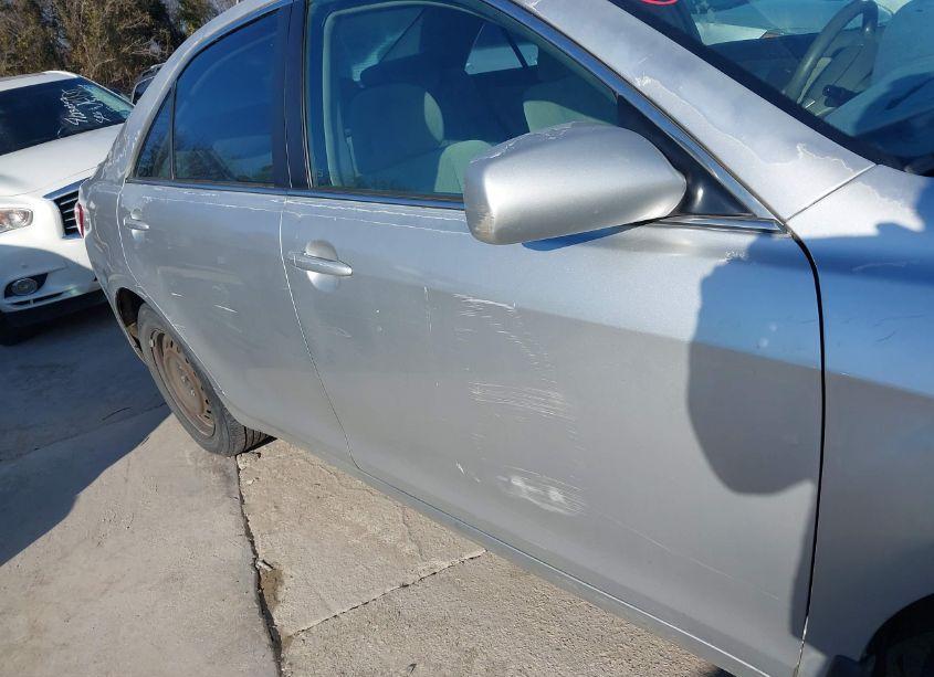 Photo 6 of 2007 Toyota Camry LE (VIN 4T1BE46K27U500721)