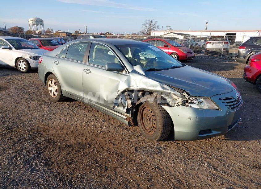 2007 Toyota Camry LE (VIN 4T1BE46K27U502632) main photo