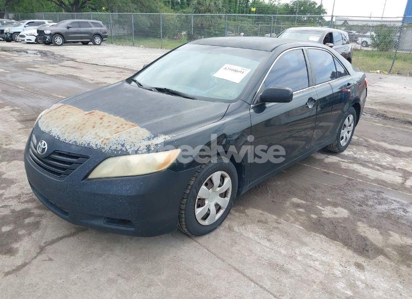 Photo 2 of 2007 Toyota Camry LE (VIN 4T1BE46K27U513940)