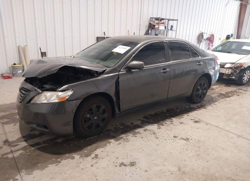 Photo 2 of 2007 Toyota Camry LE (VIN 4T1BE46K27U518524)