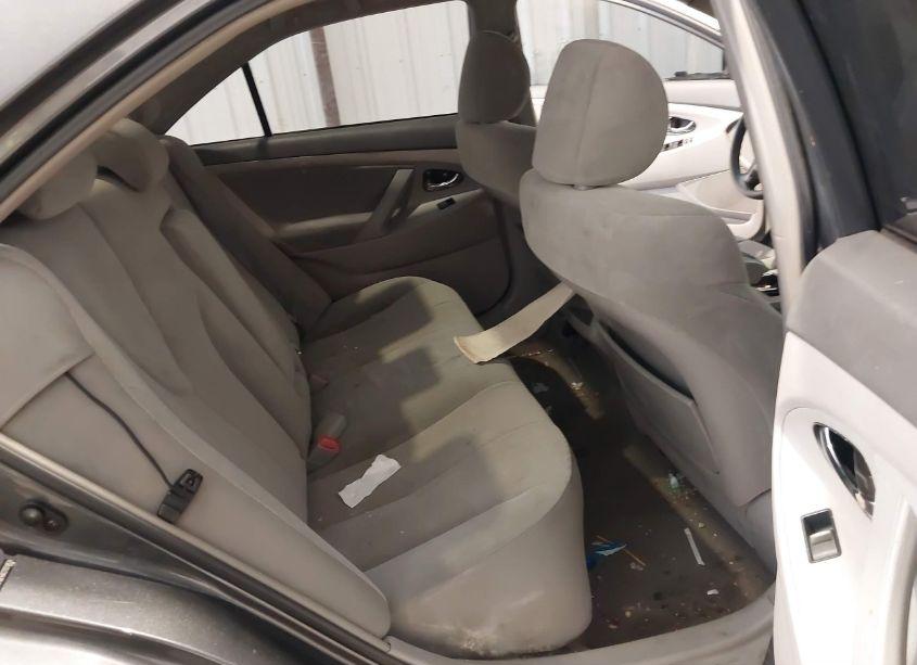 Photo 8 of 2007 Toyota Camry LE (VIN 4T1BE46K27U518524)