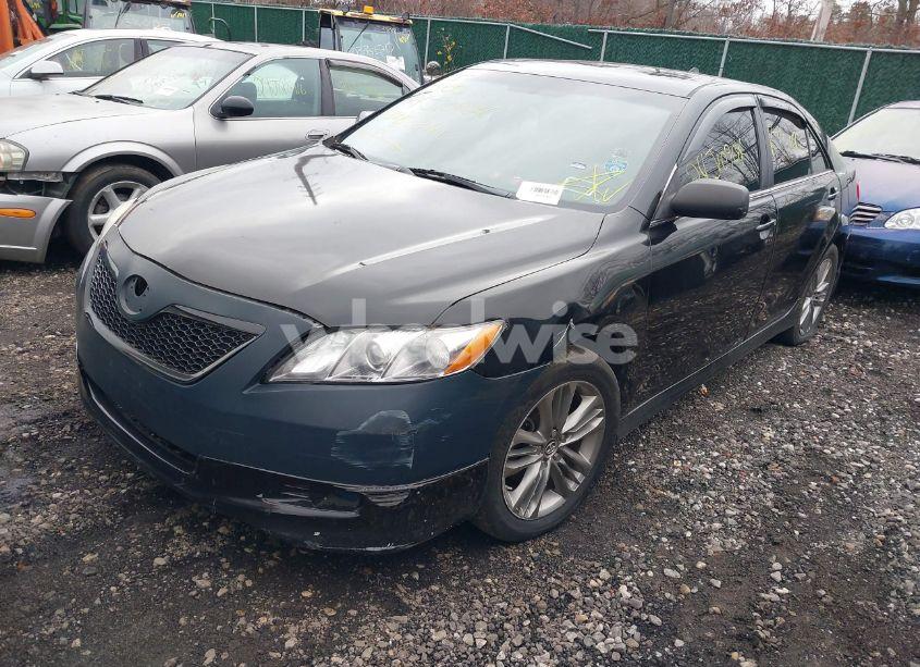 Photo 2 of 2007 Toyota Camry SE (VIN 4T1BE46K27U570820)