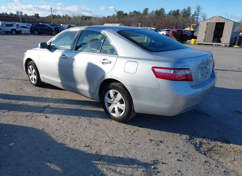 Photo 3 of 2007 Toyota Camry LE (VIN 4T1BE46K27U593658)