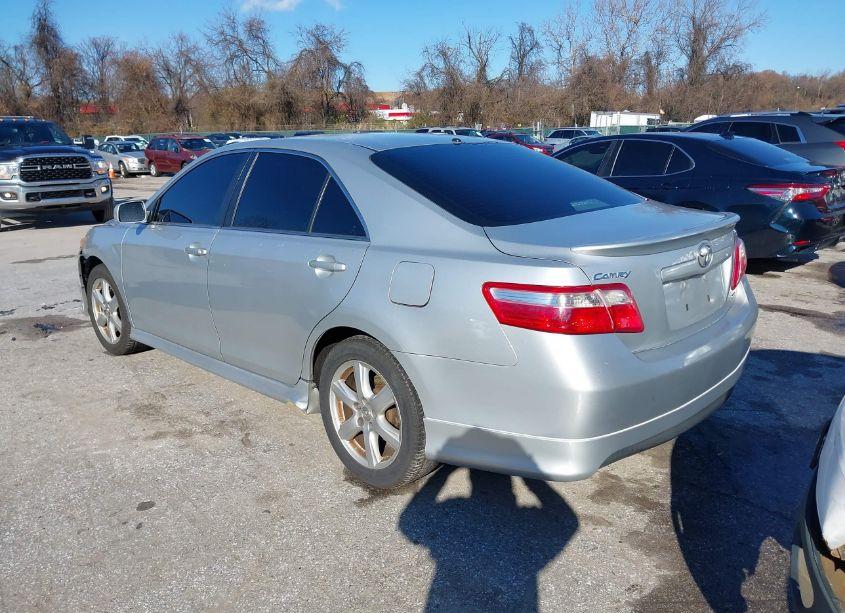 Photo 3 of 2007 Toyota Camry SE (VIN 4T1BE46K27U599248)