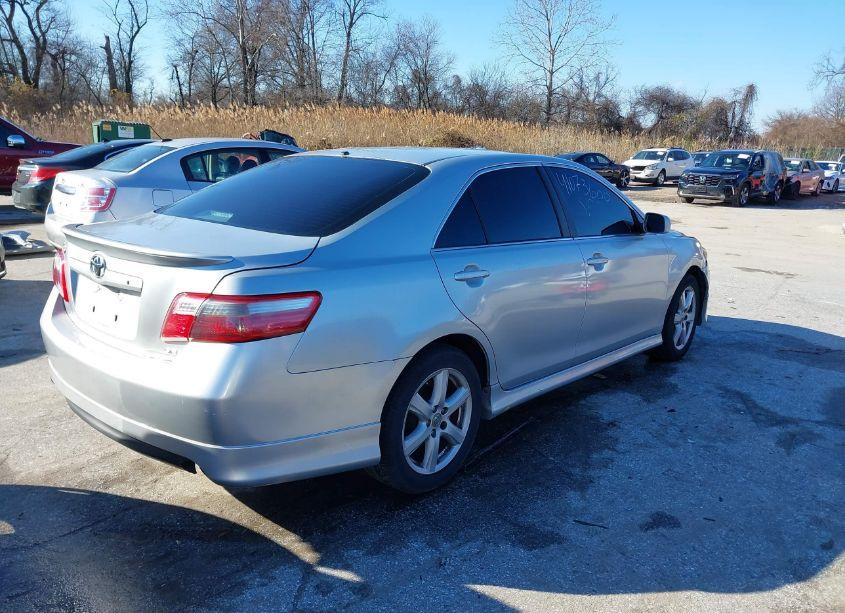 Photo 4 of 2007 Toyota Camry SE (VIN 4T1BE46K27U599248)