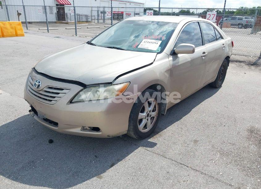 Photo 2 of 2007 Toyota Camry LE (VIN 4T1BE46K27U601466)