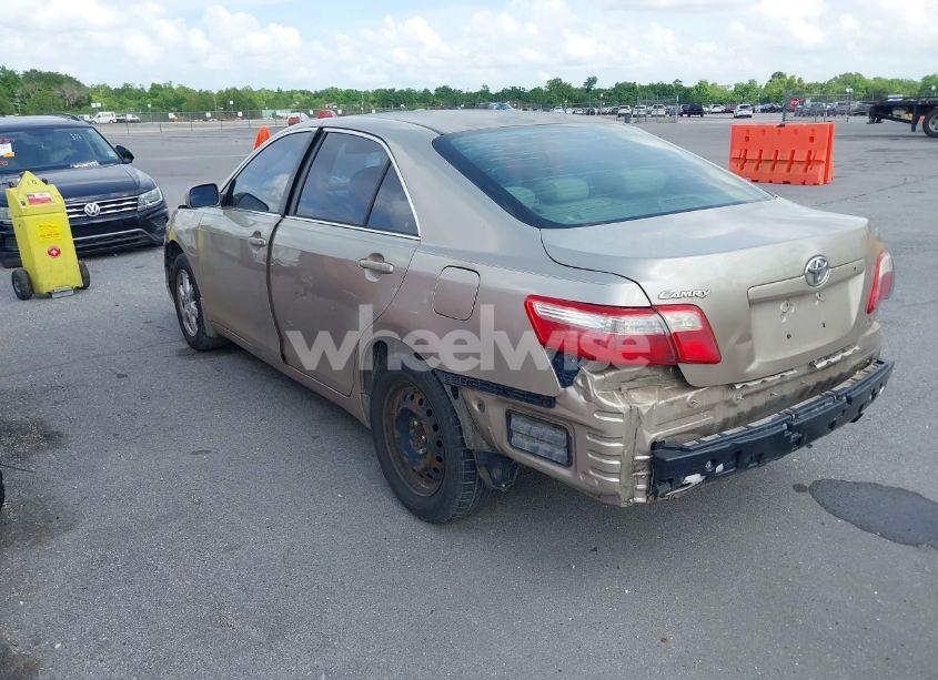 Photo 3 of 2007 Toyota Camry LE (VIN 4T1BE46K27U601466)
