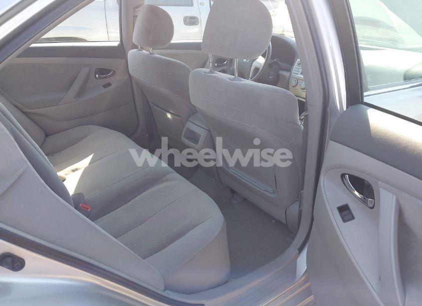 Photo 8 of 2007 Toyota Camry LE (VIN 4T1BE46K27U622740)