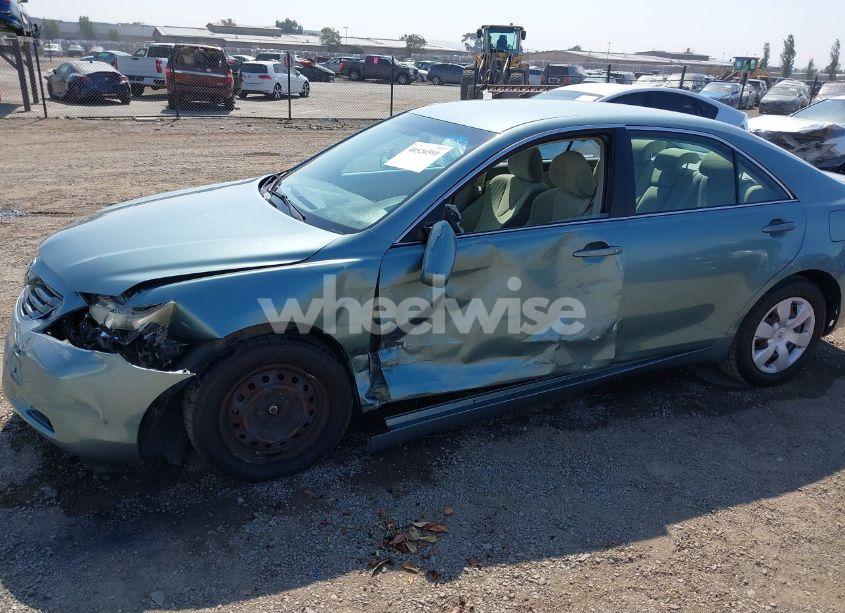 Photo 6 of 2007 Toyota Camry LE (VIN 4T1BE46K27U657097)