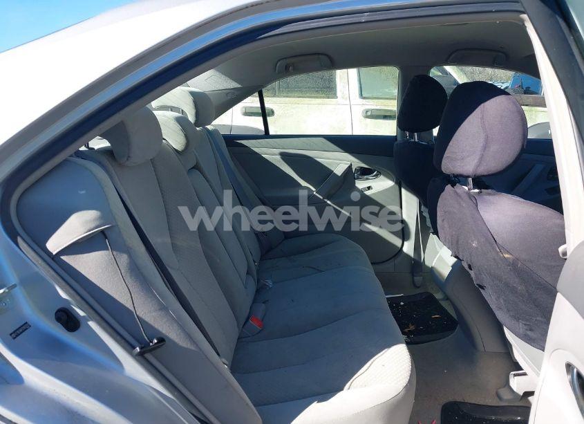 Photo 8 of 2007 Toyota Camry LE (VIN 4T1BE46K27U657911)