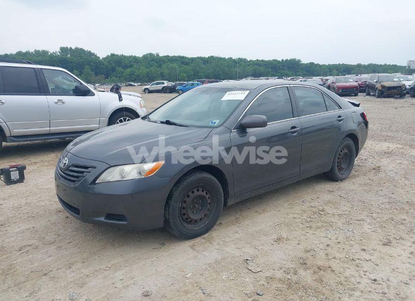 Photo 2 of 2007 Toyota Camry LE (VIN 4T1BE46K27U662851)