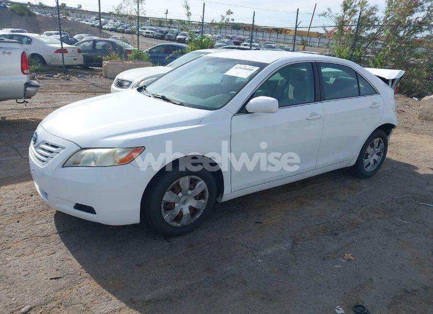 Photo 2 of 2007 Toyota Camry CE/LE/XLE/SE (VIN 4T1BE46K27U672893)