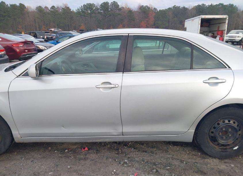 Photo 14 of 2007 Toyota Camry LE (VIN 4T1BE46K27U689175)